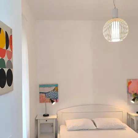 Center 1 Queen Bed Sofa Additional Living Area Appartement Belgrade